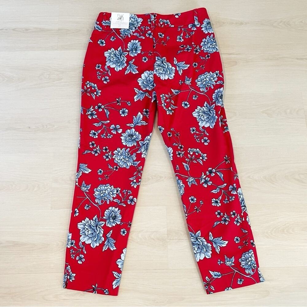 NEW Roz & Ali Floral Cropped Pants Red Blue Size 6 - Picture 12 of 14